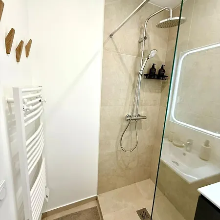 Magnifique 2 Pieces - Vieux Appartement Nice